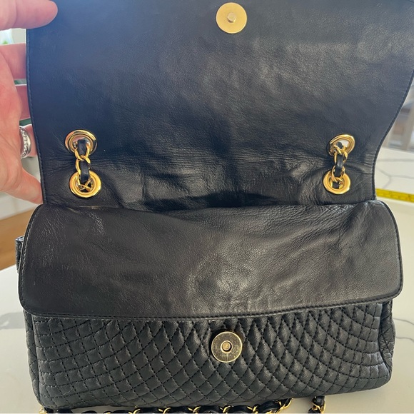 Bally - Double Flap Quilted Lamb Skin Shoulder Bag - Black - Vintage - EUC - Picture 13 of 17